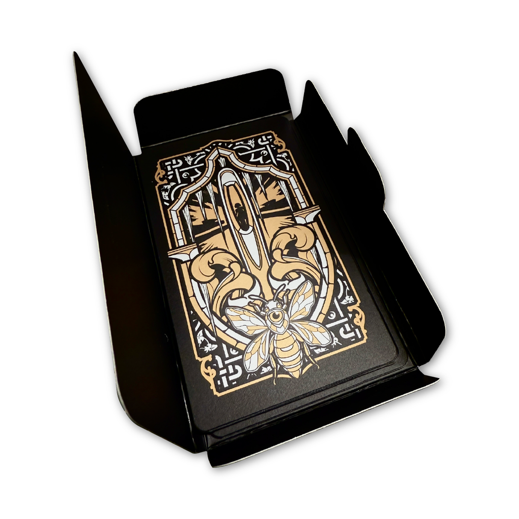 David Dastmalchian: Through - Graphic Novel & Collector's Cards (Deluxe Edition)